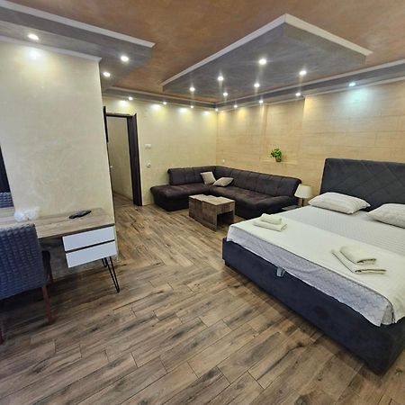 Prenociste Rooms Simke Subotica Esterno foto