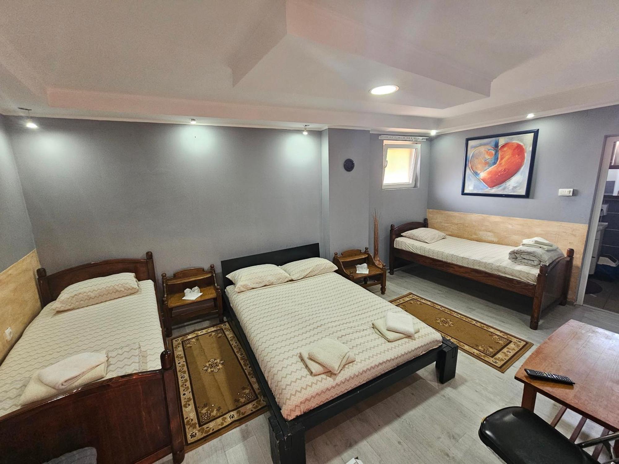 Prenociste Rooms Simke Subotica Esterno foto
