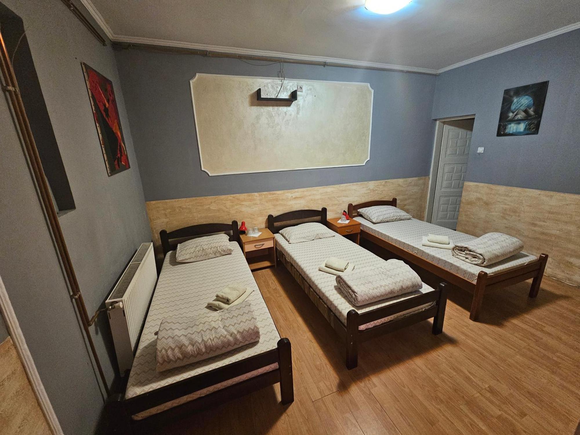 Prenociste Rooms Simke Subotica Esterno foto